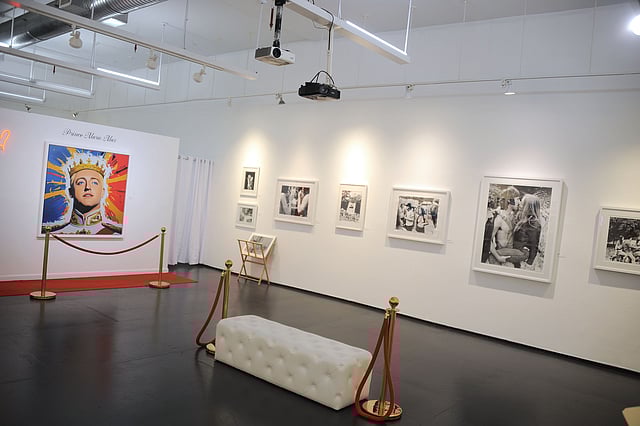 One Art Space gallery view featuring Roger Sichel’s work