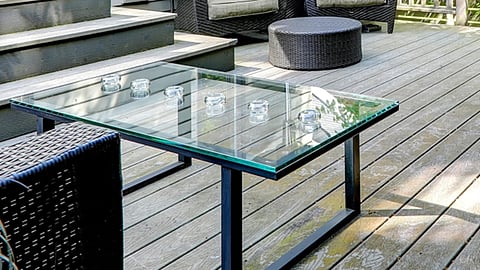 A Complete Guide to Table Top Glass: Sizes, Safety, and Applications
