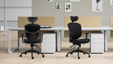 Luxurious Forward Tilt Office Chair Improves Productivity