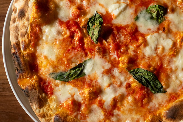 Margherita pizza