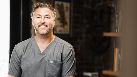 Portrait of Dr. David A. Shifrin, a Chicago-based board-certified plastic surgeon