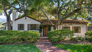 Jeff Bridges’ former Montecito home, purchased by Oprah Winfrey, featuring Spanish architecture