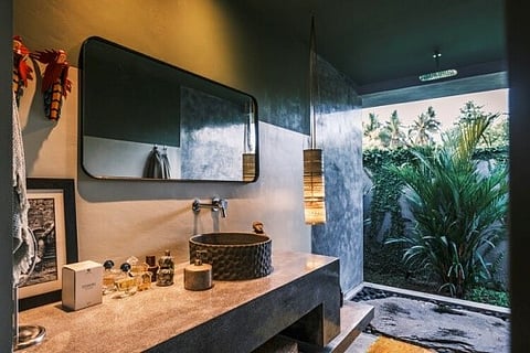 From Hotel Stays to Home Bathrooms: How Travel Experiences Influence Real Life