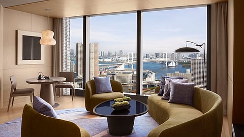 Executive Suite Living Room 