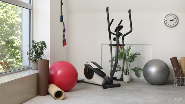 An elliptical cross-trainer