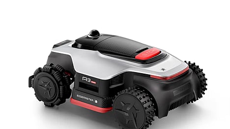 Dreame A3 AWD Pro robot lawn mower