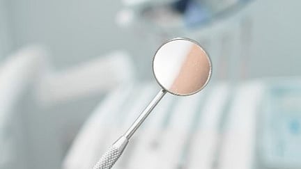 Dental mirror.