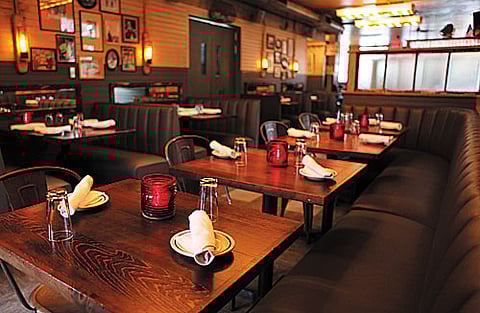 Dining Extra Fancy