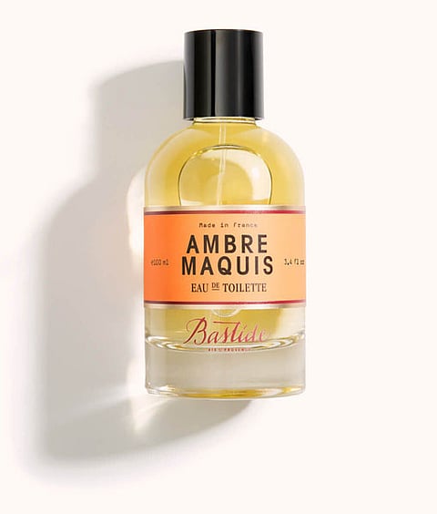 SUMMERTIME BEACH BEAUTY ESSENTIALS