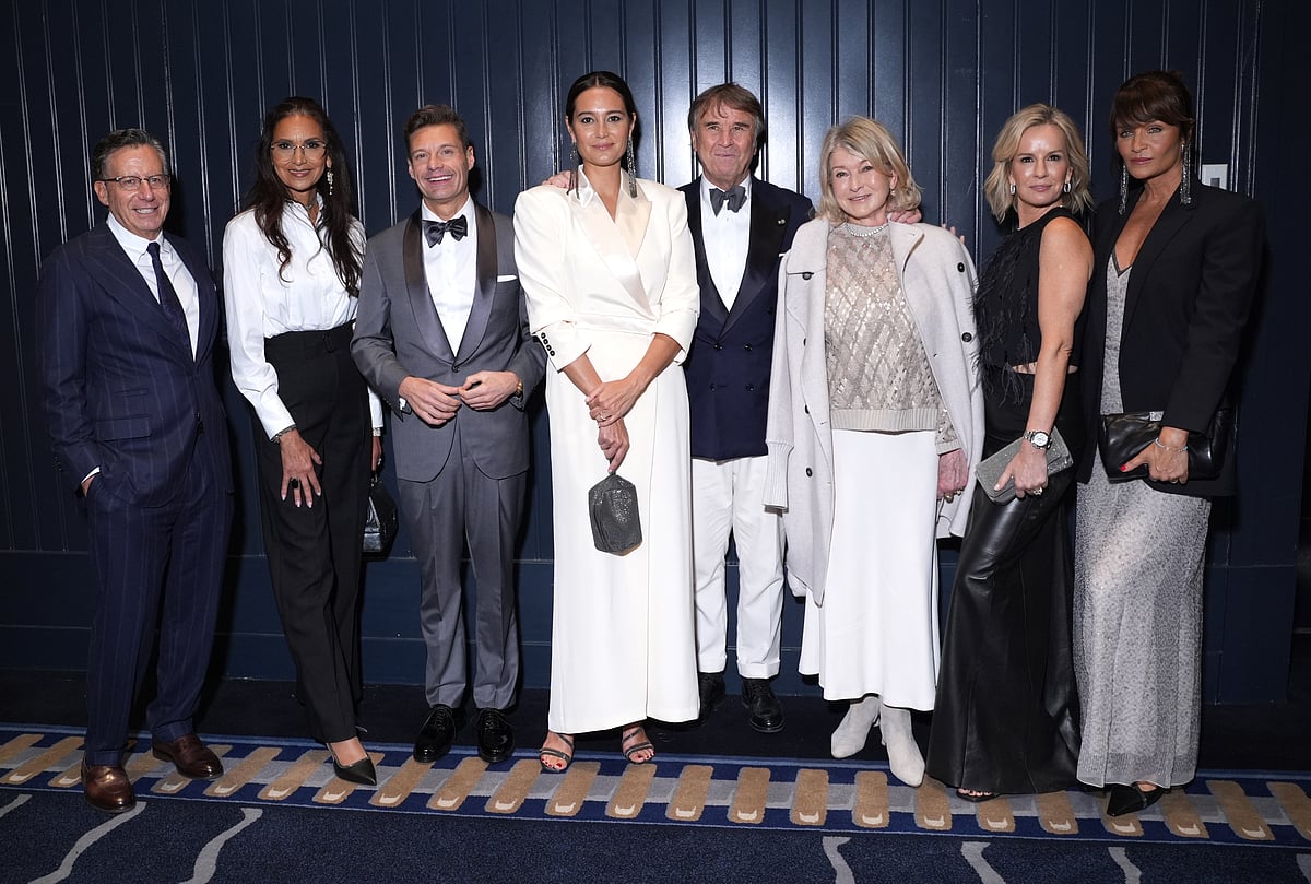 BRUNELLO CUCINELLI☆スパンコール☆最終お値下げ BRUNELLO CUCINELLI☆スパンコール美品☆最終お値下げ！ 2025年最新