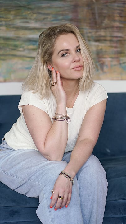 Mystical Art Experience: Kasia Muzyka's Chelsea Exhibition Unveiled