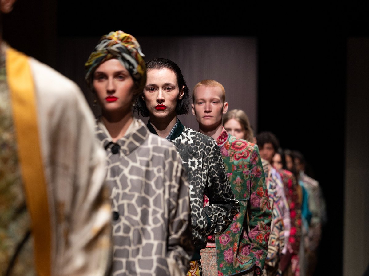 ちゃんぽPIERRE LOUIS MASCIA TWILL DROP ちゃんぽPIERRE LOUIS MASCIA TWILL DROP Pierre-Louis Mascia » Santa