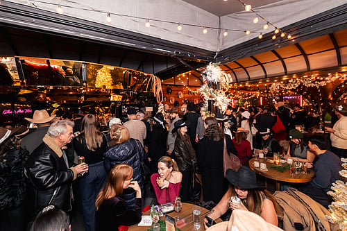 Magic Hour Debuts Mountain Lodge: A Winter Rooftop Retreat in Midtown NYC