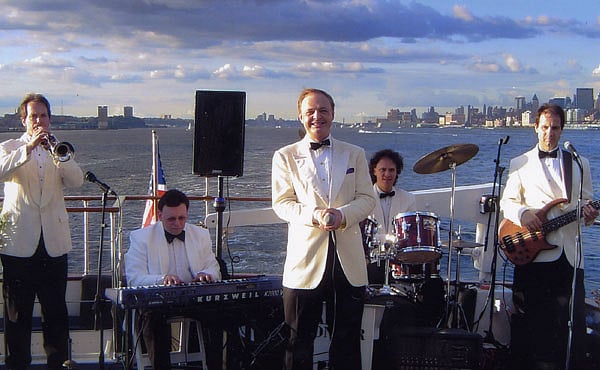 ALEX DONNER TOP NOTCH PERFORMER