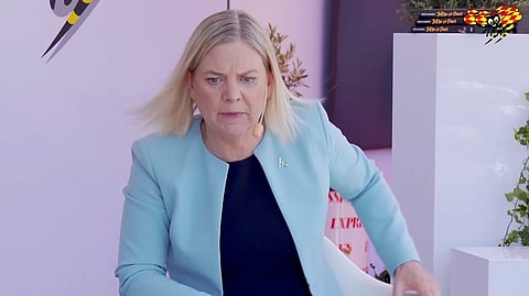 Magdalena Andersson (S) pressades hårt om den kritiserade bostadsblandningen av Expressens Viktor Barth-Kron på torsdagen.