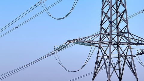 Tidöpartierna sänker elskatten – inför nytt högkostnadsskydd