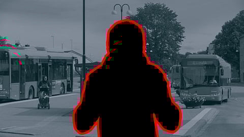 Våldtäkt på buss i Skövde – man åtalas