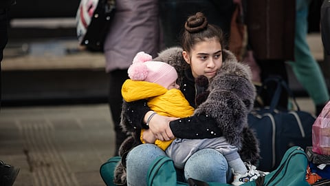 Migranter skaffar barn för medborgarskap – vårdtaxi kostade 7 800 kr