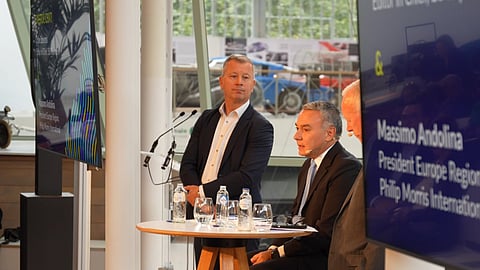 Philip Morris Europachef Massimo Andolina till höger.