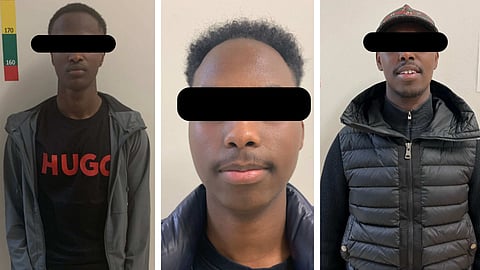 Tre av männen döms till fyra års fängelse. De två gärningsmännen längst till höger är bröder. Den längst till vänster är medborgare i Somalia och Sverige.