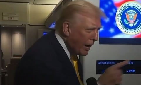 Trump till journalist: "Tyst, lilla gris" – ikväll hålls omröstning om Epstein-dokumenten