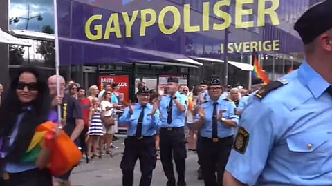 Polismyndigheten säger nej till uniformer i Pride