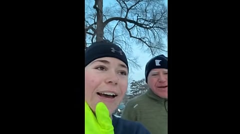 Hope Walz, dotter till Minnesotas avgående guvernör Tim Walz, går ut på sociala medier med anledning av avhoppet.