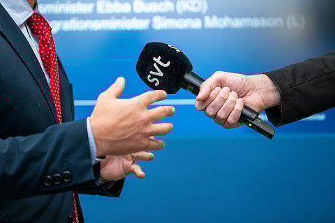 Insändare: Om SVT ska skära ner, lägg ner tramsprogrammen