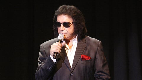 Gene Simmons är trött på kändisar som läxar upp vanligt folk. 
