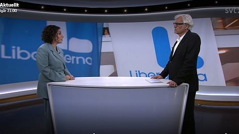 SVT:s Kristoffer Lundström hade svårt att dölja sin vrede när han intervjuade Simona Mohamsson i Aktuellt