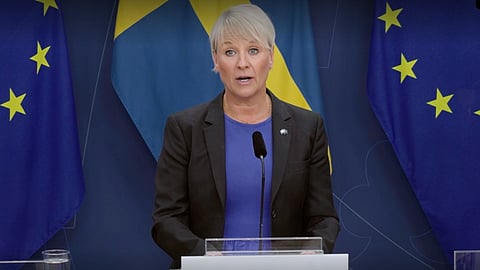 Anna Tenje, äldre- och socialförsäkringsminister