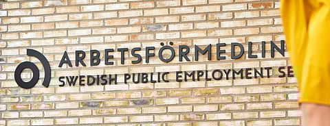 43% ökning av utbetalningar från A-kassan – endast 0,7 procentenheters ökning av redovisad arbetslöshet