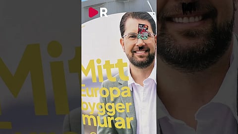 Bajsattack mot SD:s valstuga under Palestinademonstration