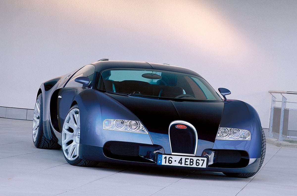 20 Years of Veyron: Bugatti Reveals Special Logo on the Iconic