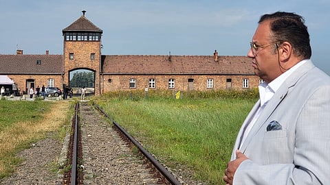 Múzeum v Osvienčime spustilo kampaň proti popieraniu holokaustu.