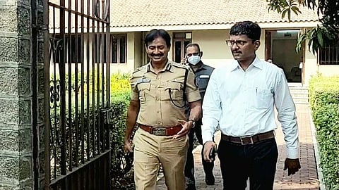 IPS कृष्ण प्रकाश यांनी घेतली शरद पवारांची भेट