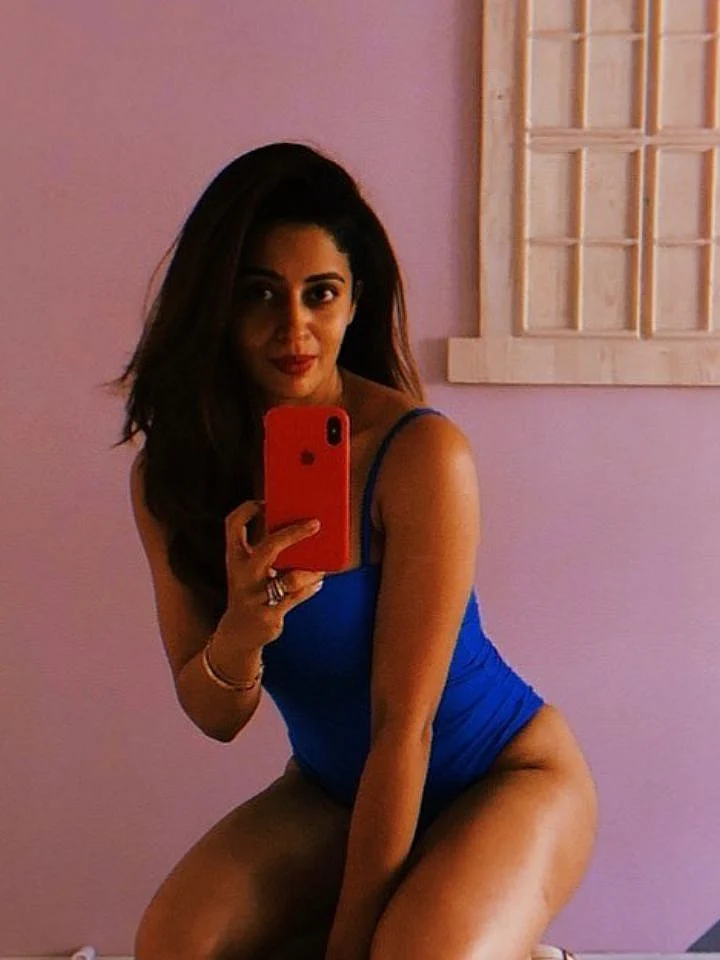 Neha Pendse Images
