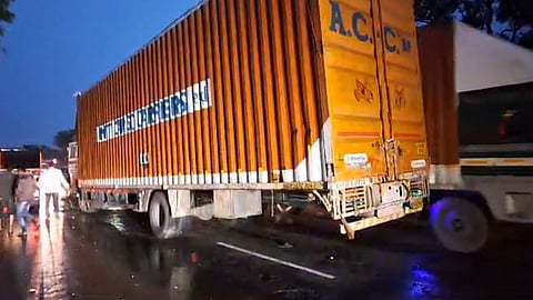 Nashik Road Accident