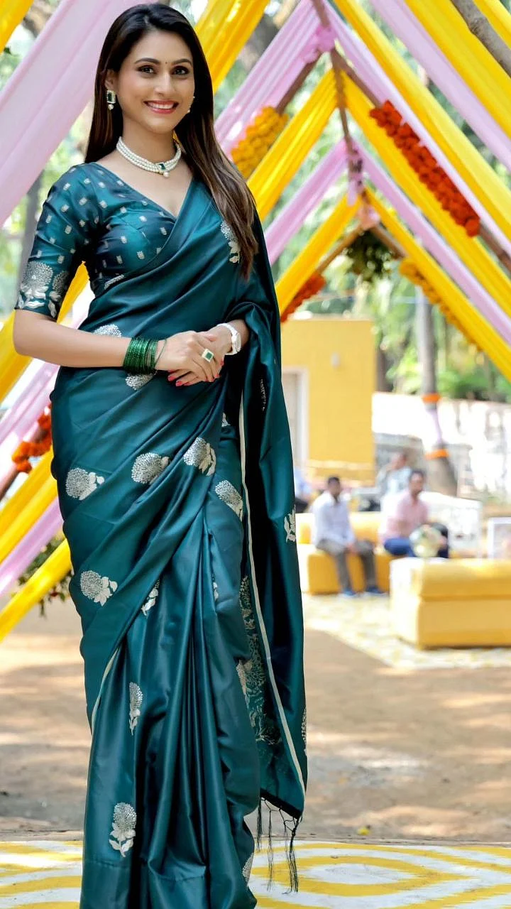 Reshma Shinde-Sumeet Pusavale