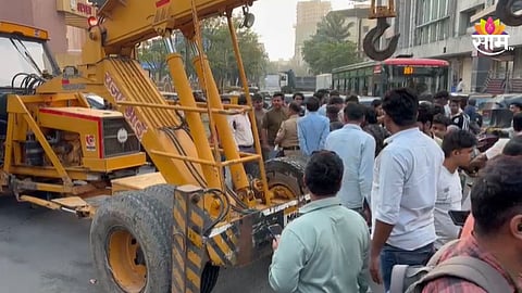 Mira Bhayandar Accident: भाईंदरमध्ये भीषण अपघात, क्रेनने महिलेला चिरडले
