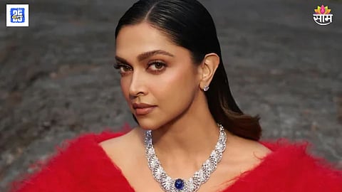  Deepika Padukone 