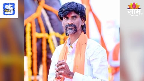 Manoj Jarange Patil: डोक्यावर गुलाल टाकल्याशिवाय इथून हालायचं नाही, आझाद मैदानावर पोहचताच मनोज जरांगे आक्रमक