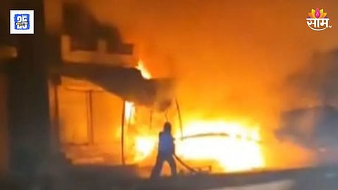 LPG टँकरचा स्फोट, २ जणांचा मृत्यू, १०० जण होरपळले, गावात हाहाकार, भयावह व्हिडिओ व्हायरल