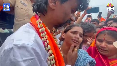 Manoj Jarange: पप्पा मुंबईला निघाले, मुलींना अश्रू अनावर, एकीला आली चक्कर; तरीही मनोज जरांगे पुढे निघाले; भावुक VIDEO व्हायरल 