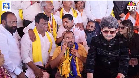 Deepak Borhade addressing supporters during hunger strike for ST reservation in Jalna.