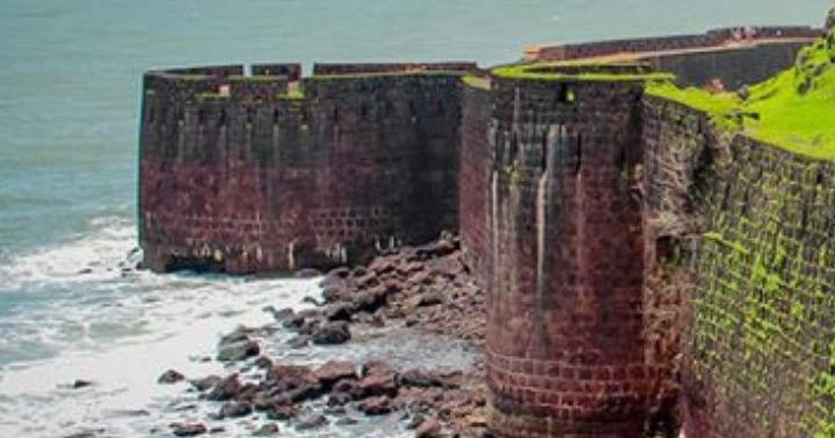 Devgad Fort History: सिंधुदुर्गच्या अरबी किनाऱ्यावर वसलेला देवगड किल्ला ...