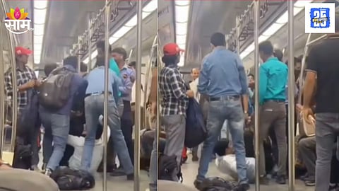Viral Video Shows Full-Fledged Fight in Delhi Metro Coach