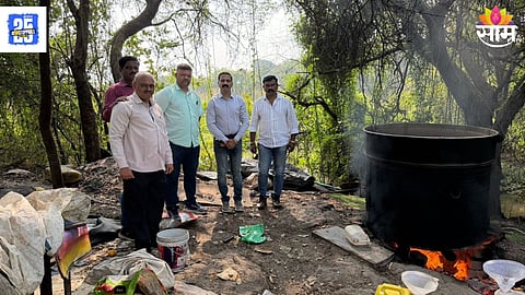 Dombivli Khoni illicit liquor bust material worth 2.40 lakh destroyed