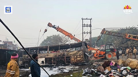 Uttar Pradesh bus accident 