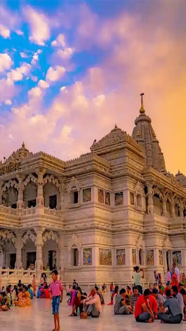 Vrindavan : वृंदावनला जाताय? मग या ७ ठिकाणी नक्कीच भेट द्या | top 7 ...